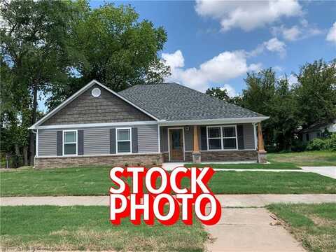 2810 N R ST, Fort Smith, AR 72904