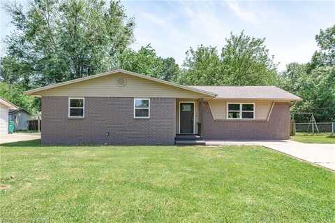 508 E Sarah AVE, Sallisaw, OK 74955