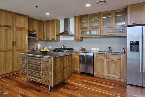 601 W Rosemary Street, Chapel Hill, NC 27516