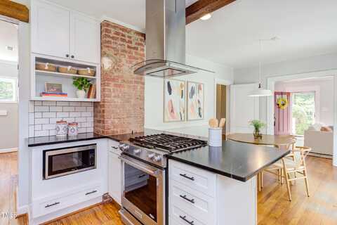 800 E Forest Hills Boulevard, Durham, NC 27707