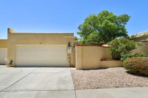 68 Pheasant Hill Drive NE, Albuquerque, NM 87111