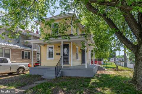 127 N BROAD STREET, PENNS GROVE, NJ 08069