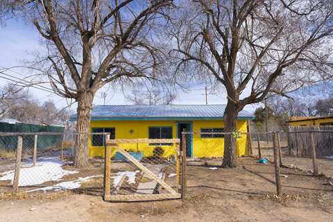 314 S 9th Avenue, Estancia, NM 87016