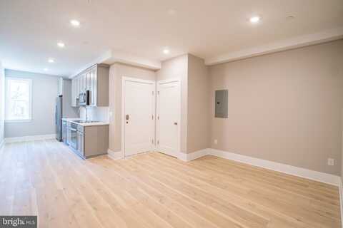 720 N PRESTON STREET, PHILADELPHIA, PA 19104