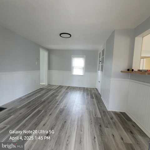 496 DELAWARE AVENUE, ROEBLING, NJ 08554