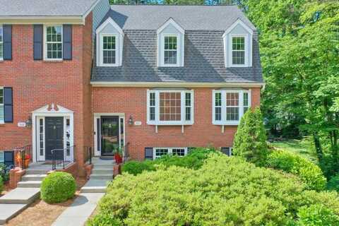 701 Dunwoody Chace, Atlanta, GA 30328