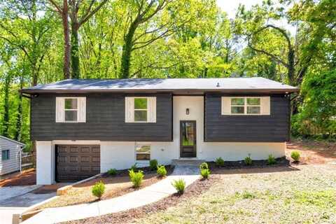 809 Vinton Wood Road, Forest Park, GA 30297