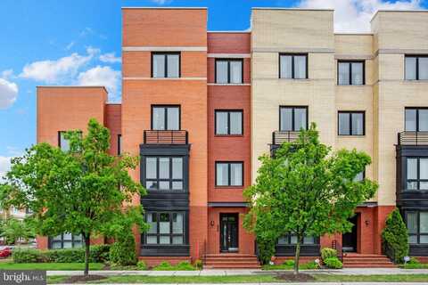 2117 RICHMOND HIGHWAY, ALEXANDRIA, VA 22301