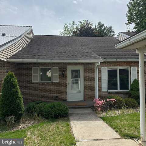 1186 WESTGATE DRIVE, CHAMBERSBURG, PA 17201