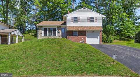 40 CORNELL CIRCLE, BROOMALL, PA 19008