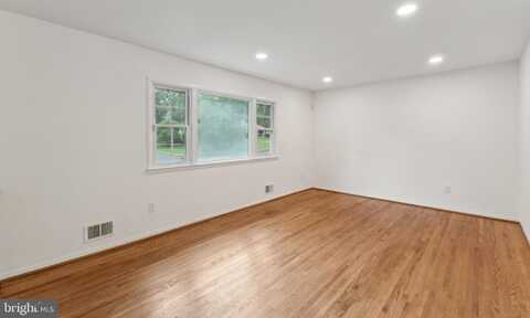 8626 KERRY LANE, SPRINGFIELD, VA 22152