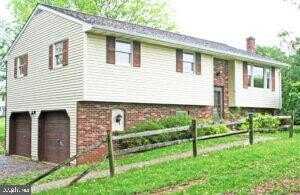 2891 NEWPORT ROAD, MANHEIM, PA 17545