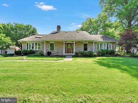 1155 HIGHLAND DRIVE, MECHANICSBURG, PA 17055
