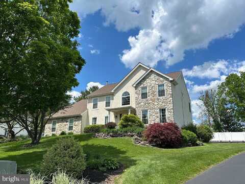 42 PIN OAK DRIVE, PHOENIXVILLE, PA 19460