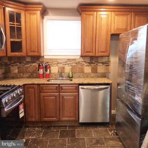 982 ANCHOR STREET, PHILADELPHIA, PA 19124