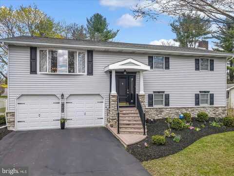 1210 BLUESTONE DRIVE, BETHLEHEM, PA 18017