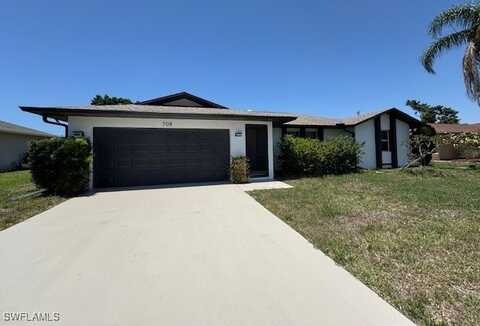 708 SE 11th Place, Cape Coral, FL 33990