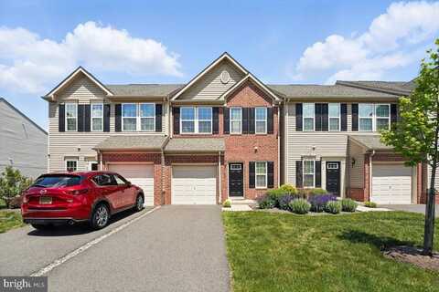 18 SUNDANCE DRIVE, HAMILTON, NJ 08619