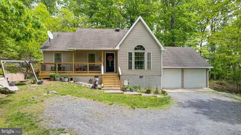 286 TRAPPER RIDGE LANE, HEDGESVILLE, WV 25427