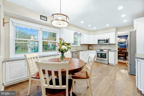 1569 SILVER LAKE ROAD, LANGHORNE, PA 19047