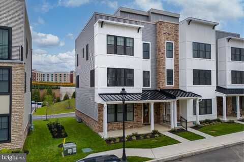 304 SQUIRE DRIVE, NEWTOWN SQUARE, PA 19073