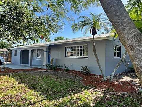 521 Pennview Avenue, Lehigh Acres, FL 33936