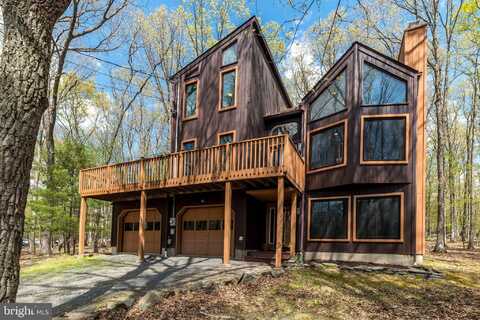 3213 FOXDALE TERRACE, EAST STROUDSBURG, PA 18301
