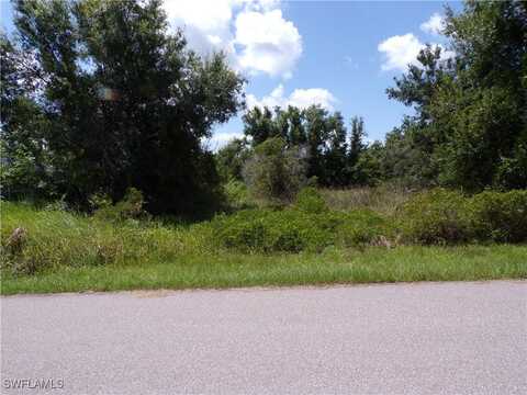 36 Vine Circle, Punta Gorda, FL 33982