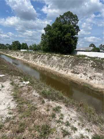 3700 34th Street SW, Lehigh Acres, FL 33976