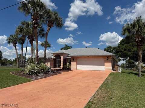 1200 Elaine Avenue N, Lehigh Acres, FL 33971