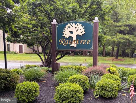 1606 RAINTREE LANE, MALVERN, PA 19355