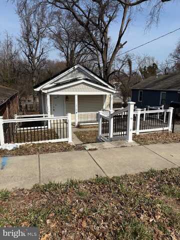 4818 DEANWOOD DRIVE, CAPITOL HEIGHTS, MD 20743