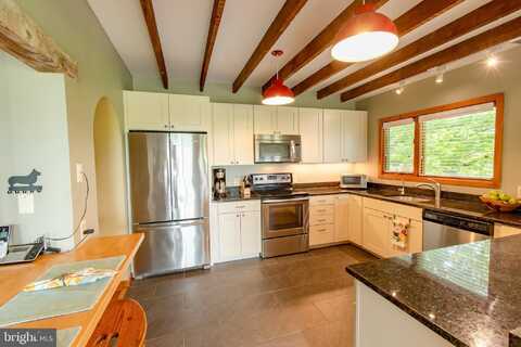 22860 MIDDLE POINT ROAD, NEAVITT, MD 21652
