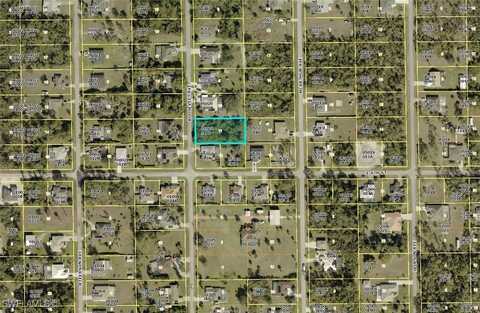 902 Roosevelt Avenue, Lehigh Acres, FL 33936