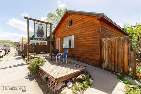 505 Scott Street W, Gardiner, MT 59030