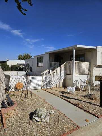 2550 E Ave I, Lancaster, CA 93535