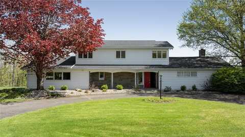 67 W Hill Road, VESTAL, NY 13850