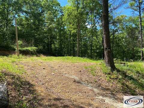 31 Catfish Dr, BIG SANDY, TN 38221