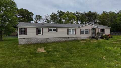 220 Myrtle Ave, CROSSVILLE, TN 38555