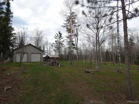 25734 Mud Creek, Mass City, MI 49948