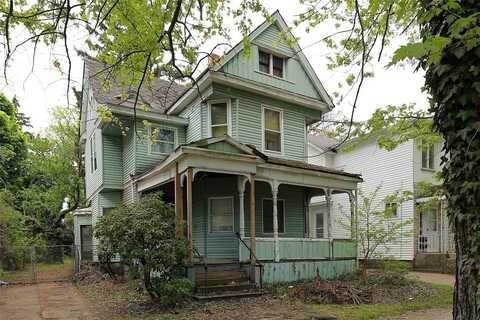 633 W 10TH Street, Erie, PA 16502