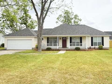 134 Pecan Street, Ray City, GA 31645