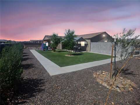 443 S Martinez Road, Golden Valley, AZ 86413