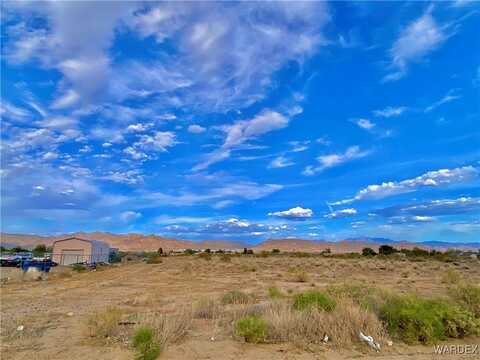 3426 N Magma Road, Golden Valley, AZ 86413