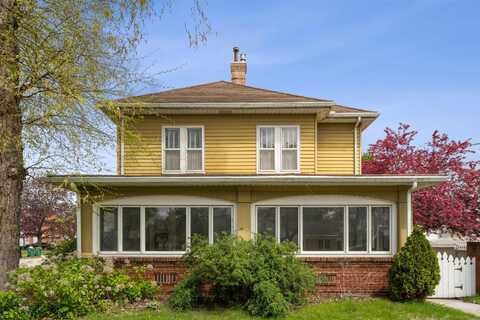 314 SW 2nd Street, Independence, IA 50644