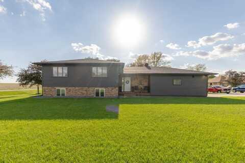 617 West Street, Dysart, IA 52224