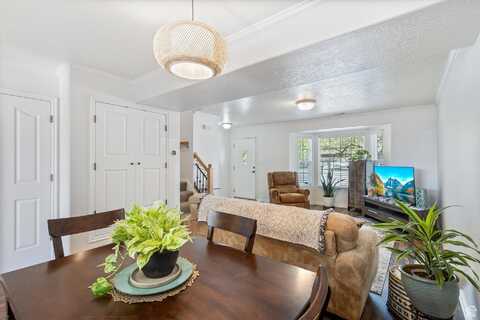 780 E HAMLET S, Midway, UT 84049