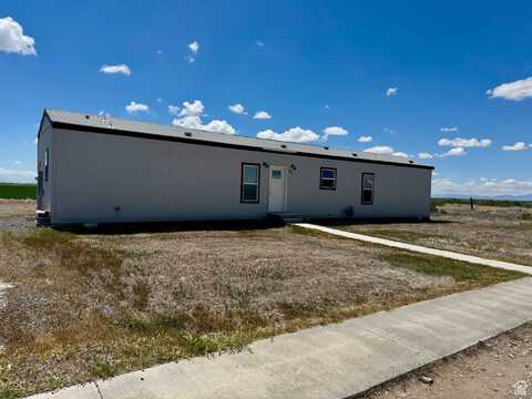 881 W 75 S, Hinckley, UT 84635