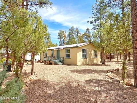2156 Timber Drive, Overgaard, AZ 85933