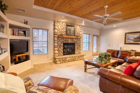 2189 North Wind Drive, Pinetop, AZ 85935
